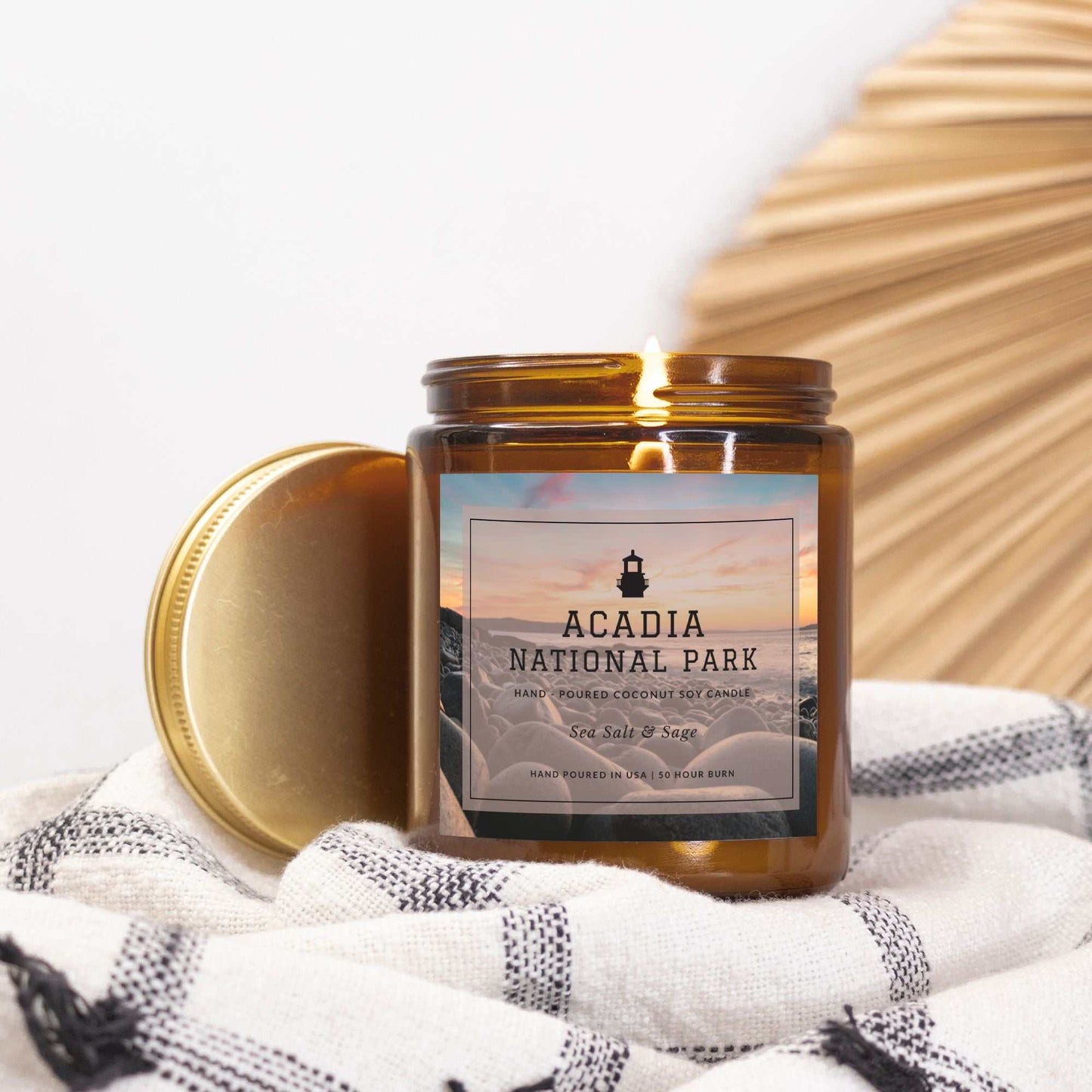 Acadia National Park Sea Salt & Sage CandleBring home the smell of the most beautiful places on earth, with these 9 oz coconut soy wax hand-poured National Park candles.
The Acadia National Park refreshing fr