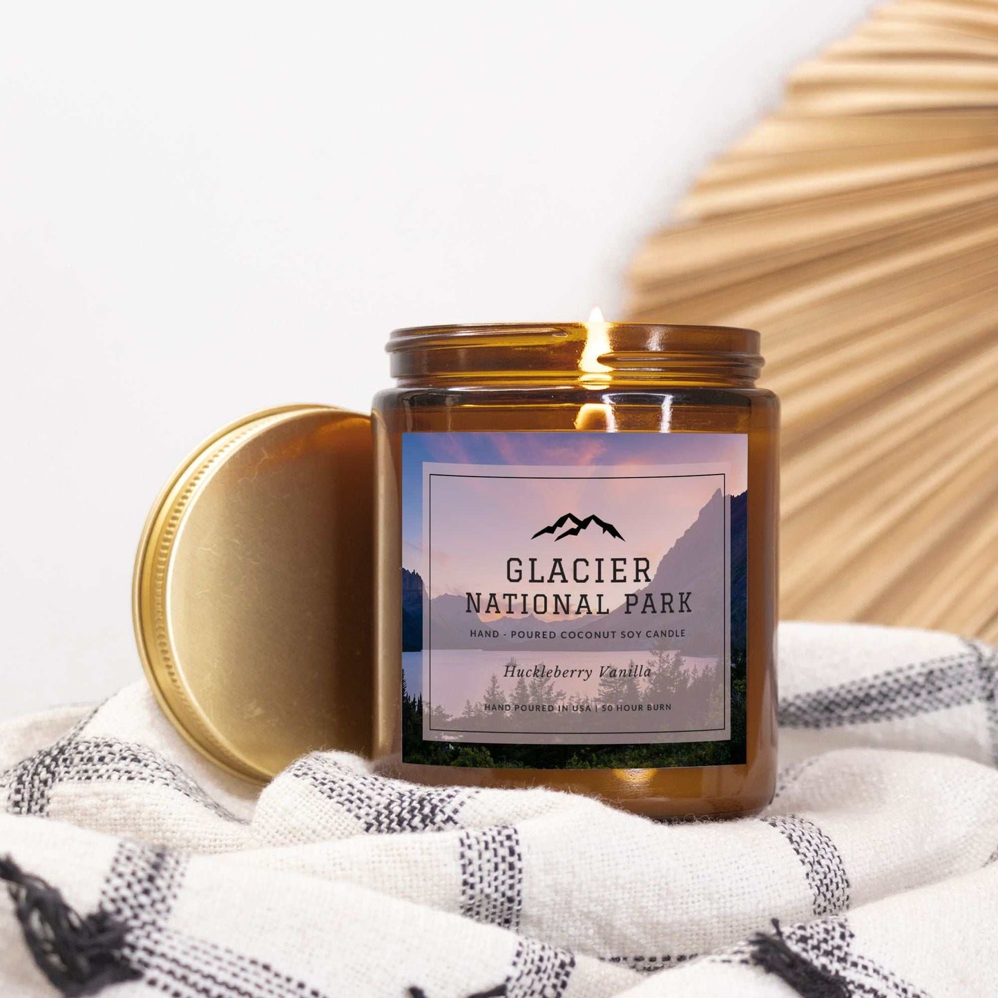 Glacier National Park Huckleberry Vanilla CandleBring home the smell of the most beautiful places on earth, with these 9 oz coconut soy wax hand-poured National Park candles.
The Glacier National Park scent is a