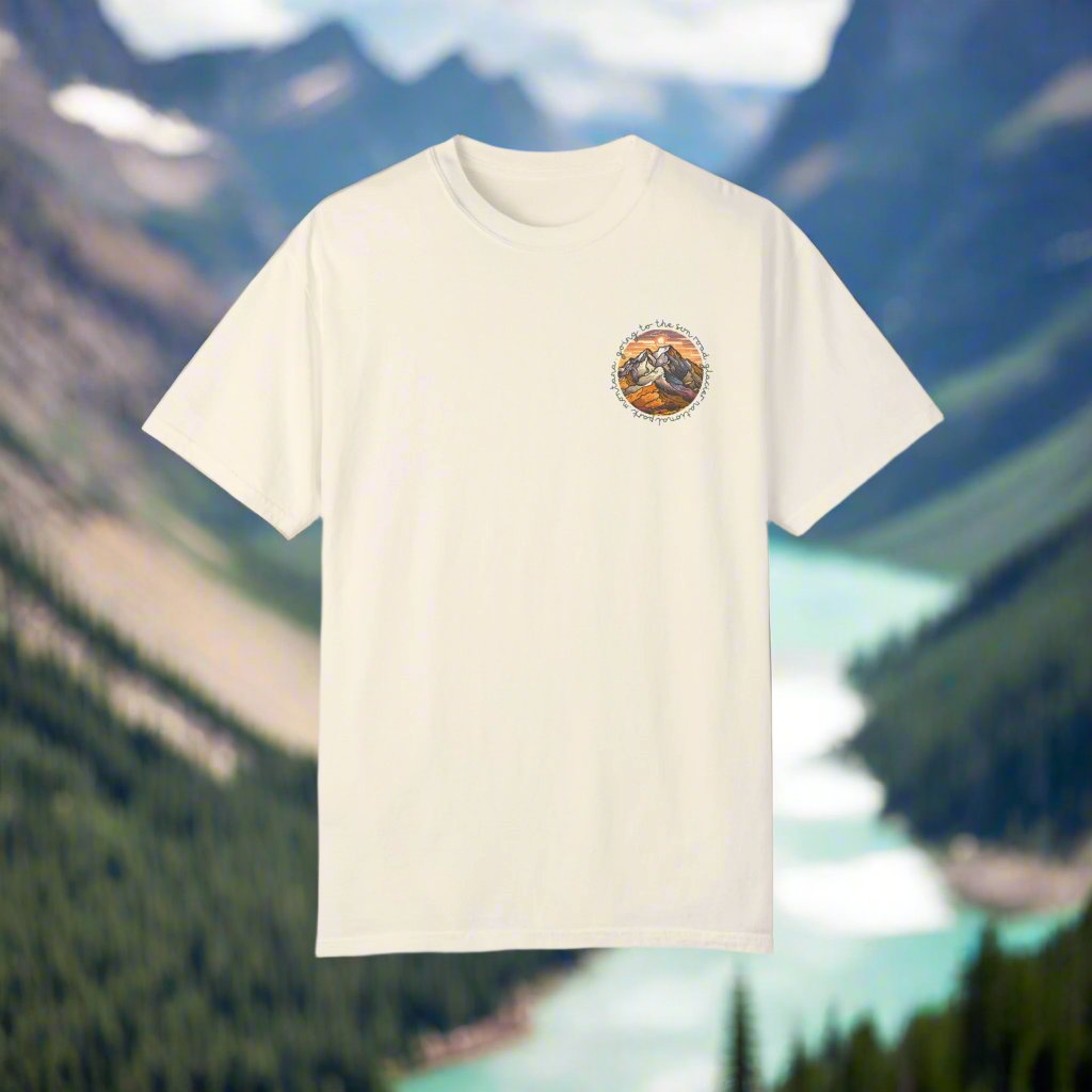 Going-to-the-Sun Road T-shirt featuring a scenic mountain design, perfect for Glacier National Park enthusiasts.
