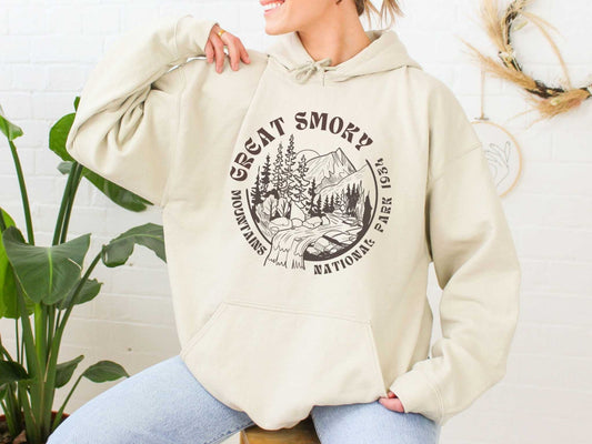 Great Smoky Mountains National Park SweatshirtBring the wilderness of Great Smoky National Park into your wardrobe with this vintage styled boyfriend sweatshirt inspired by the natural beauty of the park.
Detail